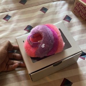 Ugg slides size: 1c pink & purple